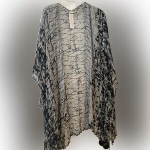 Soft Surroundings Wrap. NWT  One Size (14)